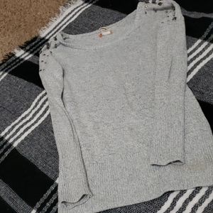 Super cute sweater